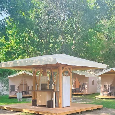 אוהל מפואר Divoto Glamping